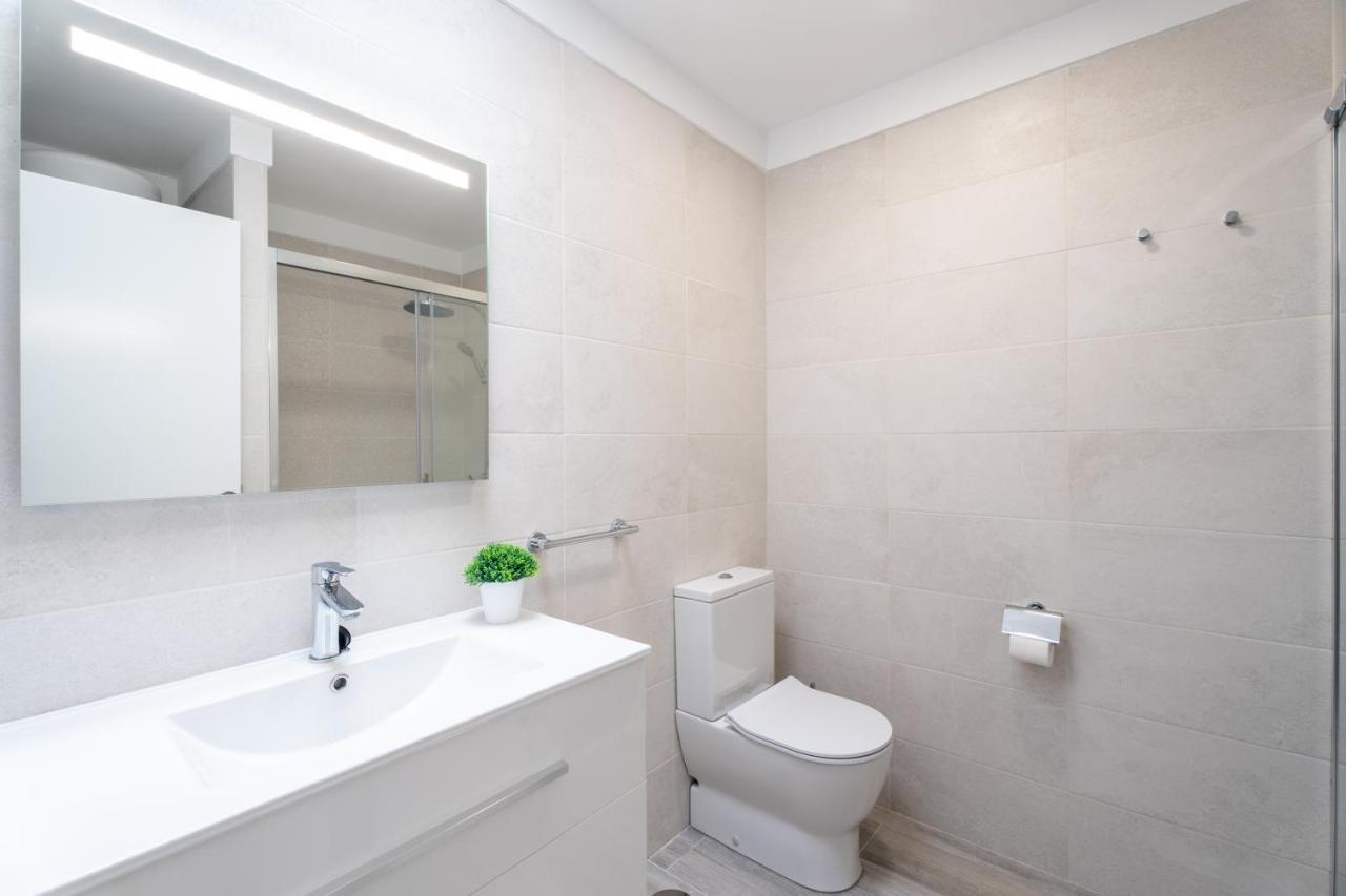 Las Rosas Sunset Apartment Арона Экстерьер фото