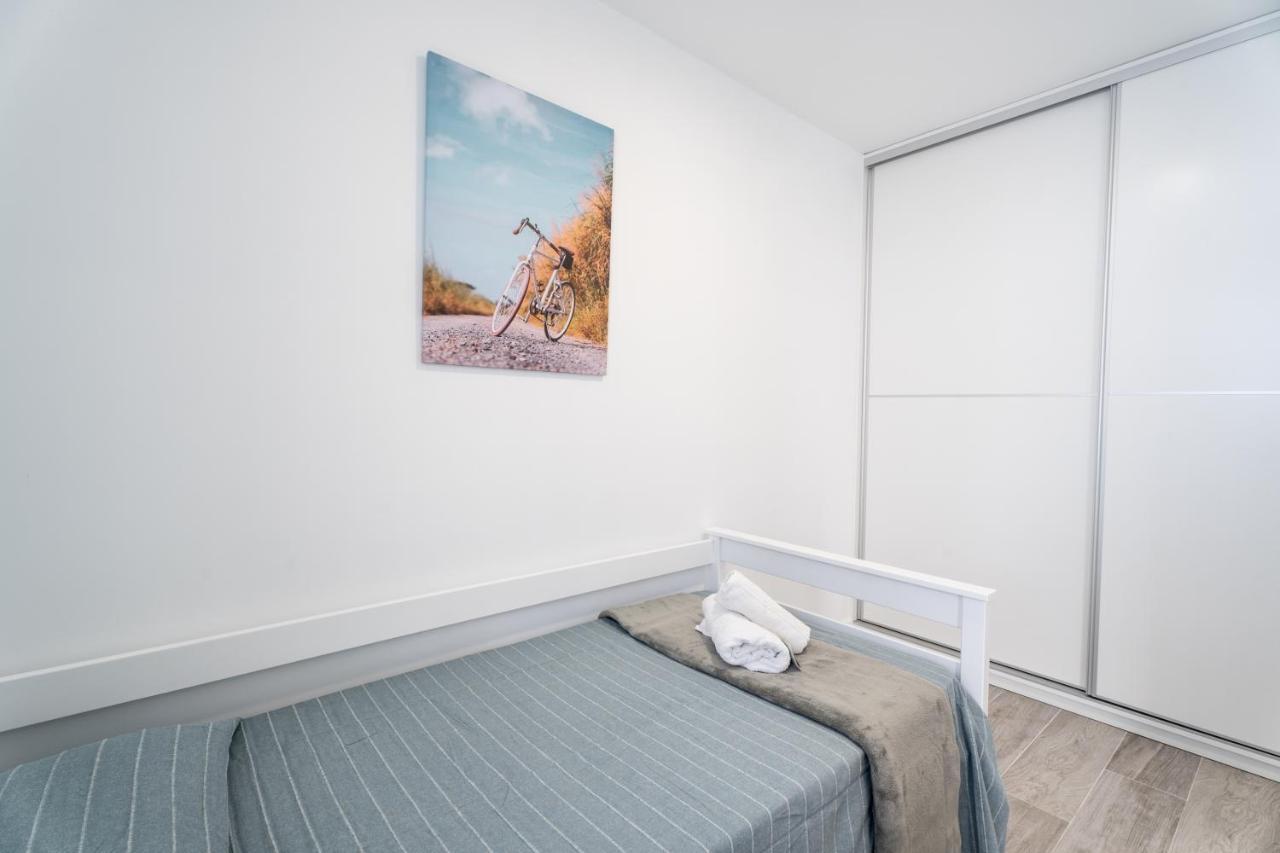 Las Rosas Sunset Apartment Арона Экстерьер фото