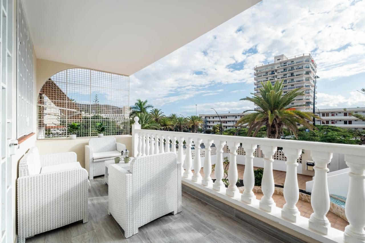 Las Rosas Sunset Apartment Арона Экстерьер фото